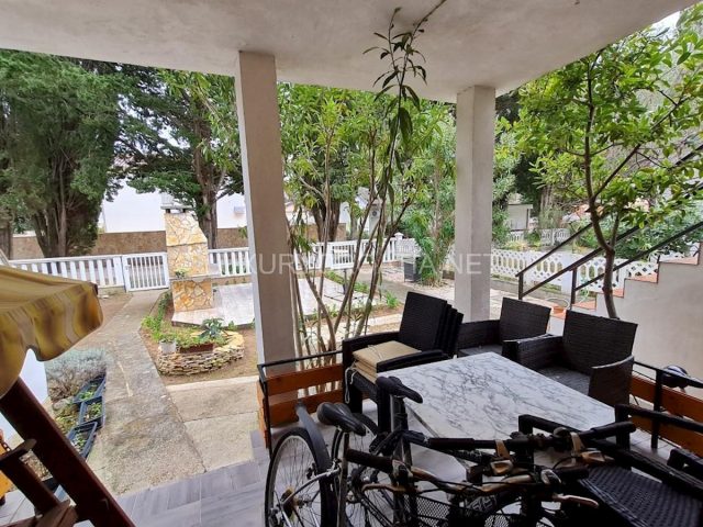 House for sale 280 m² – Nin
