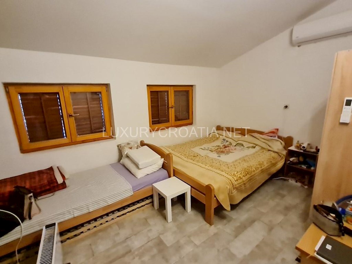 House For sale - ZADARSKA NIN