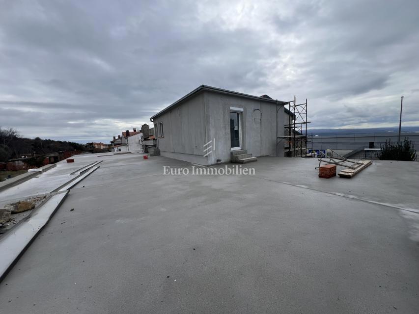 Stan Na prodaju - PRIMORSKO-GORANSKA CRIKVENICA
