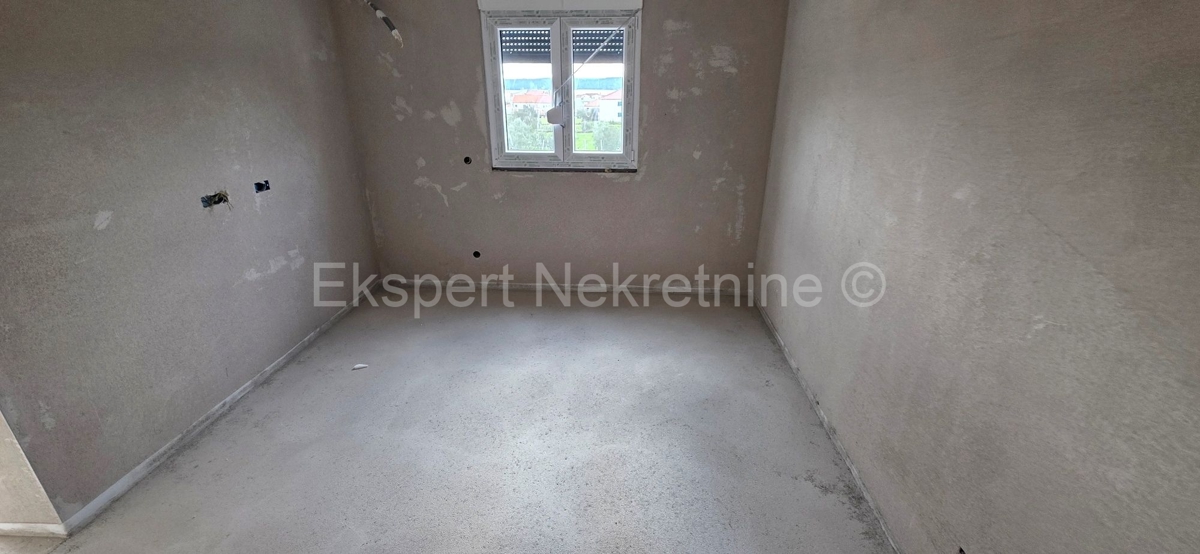 Flat For sale - SPLITSKO-DALMATINSKA SEGET