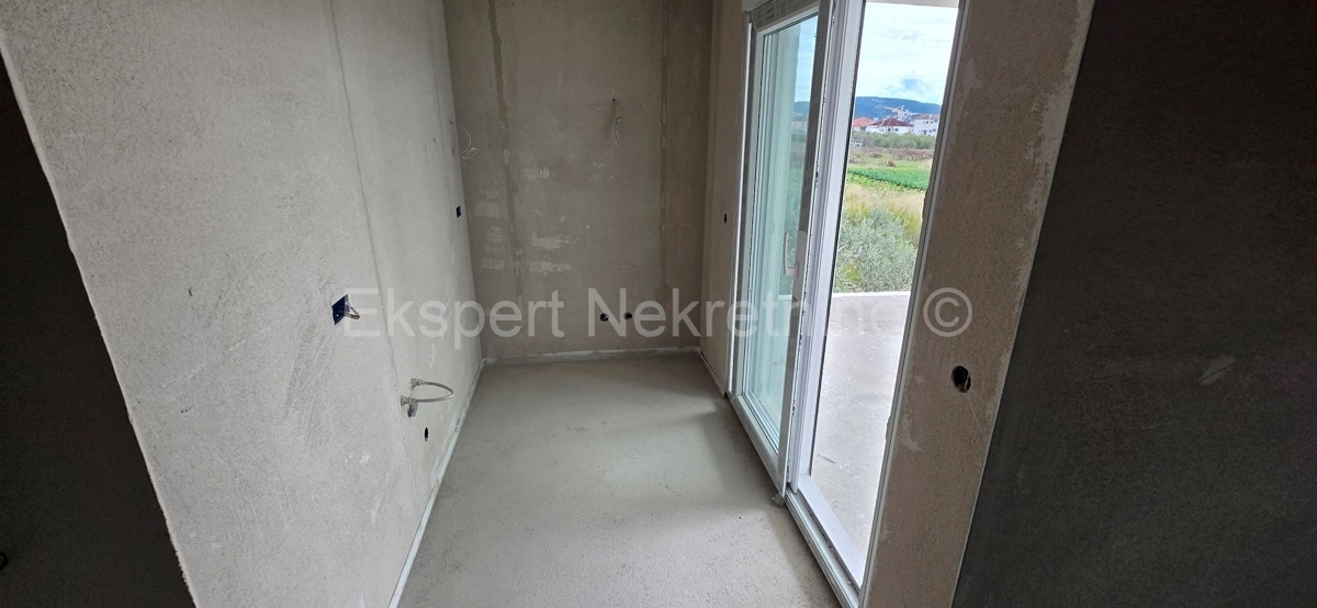 Flat For sale - SPLITSKO-DALMATINSKA SEGET