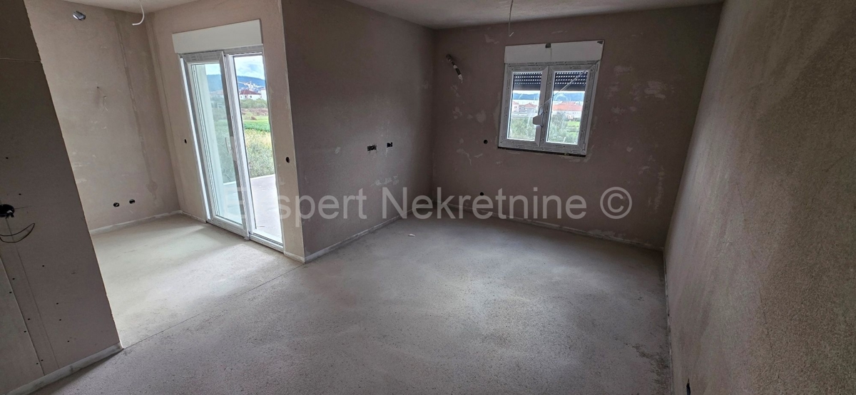 Flat For sale - SPLITSKO-DALMATINSKA SEGET