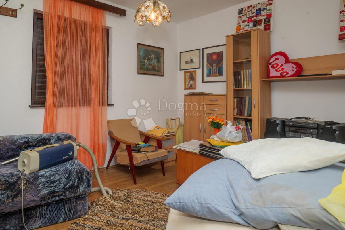 Casa In vendita - OSJEČKO-BARANJSKA VALPOVO
