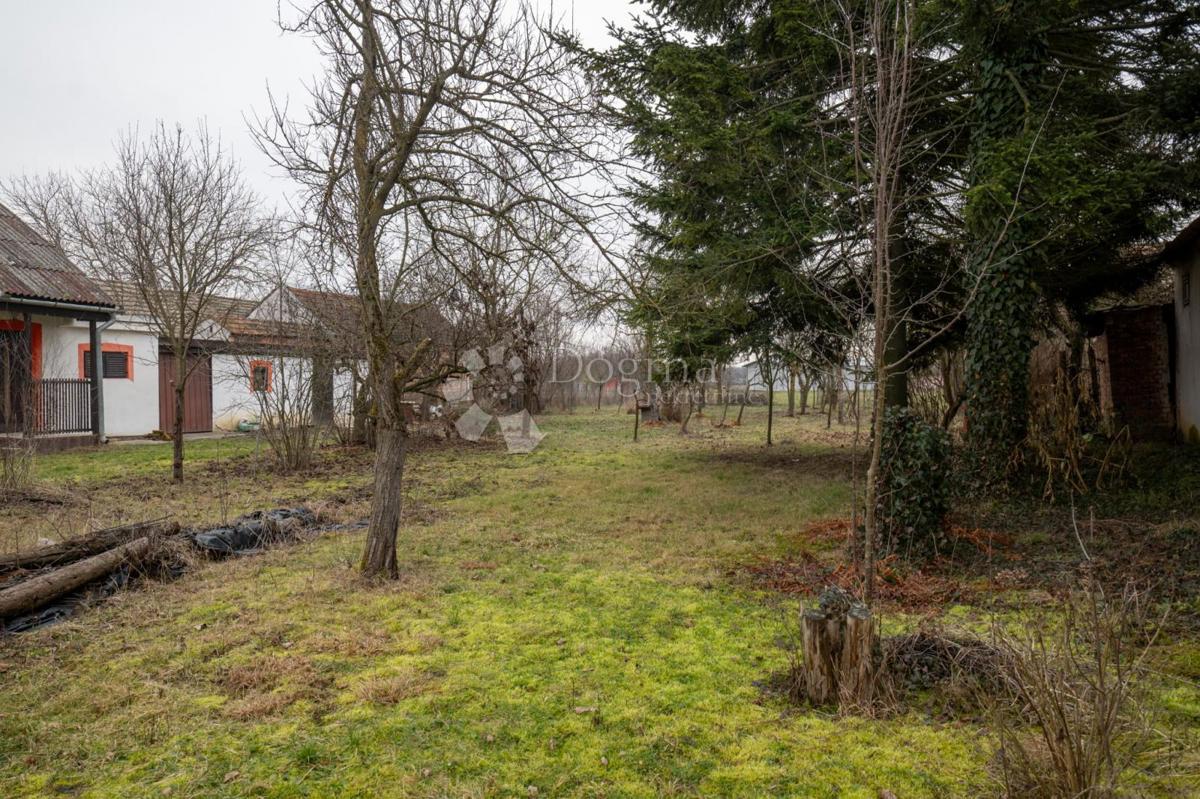 Casa In vendita - OSJEČKO-BARANJSKA VALPOVO