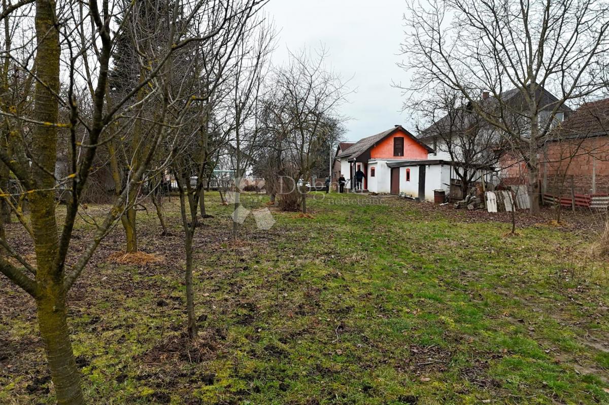Casa In vendita - OSJEČKO-BARANJSKA VALPOVO