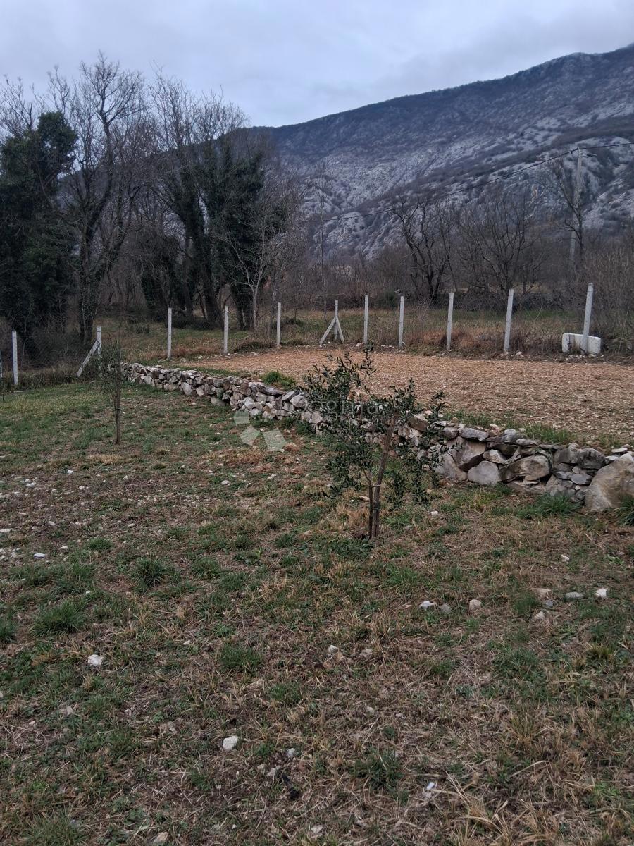 Zemljište Na prodaju - PRIMORSKO-GORANSKA VINODOLSKA OPĆINA