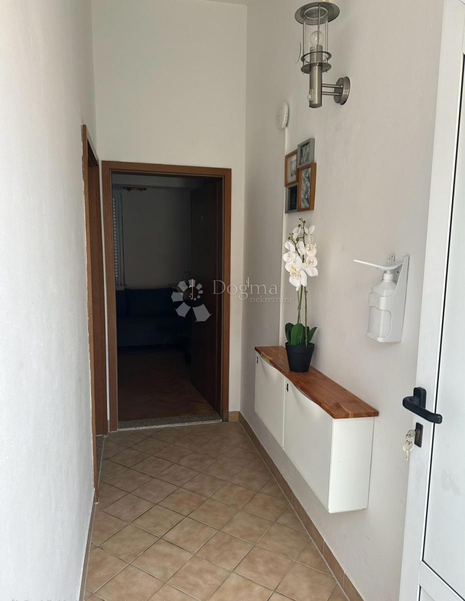 House For sale - ŠIBENSKO-KNINSKA VODICE