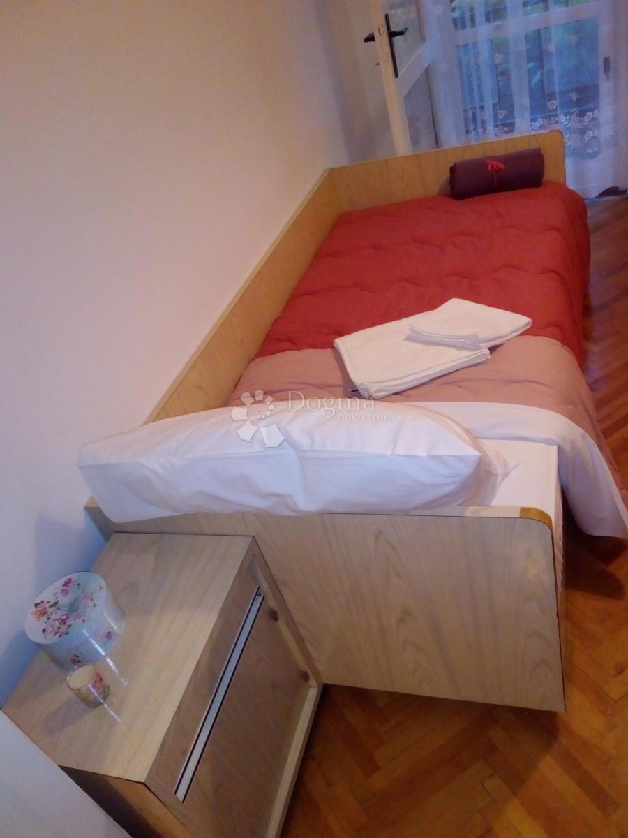 Kuća Na prodaju - SPLITSKO-DALMATINSKA KAŠTELA