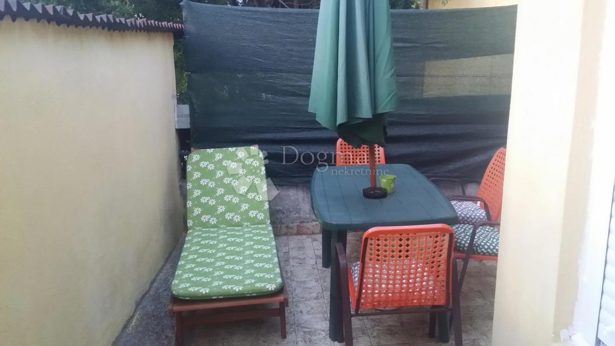 Kuća Na prodaju - SPLITSKO-DALMATINSKA KAŠTELA