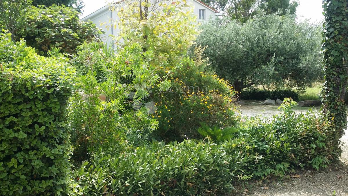 Kuća Na prodaju - SPLITSKO-DALMATINSKA KAŠTELA