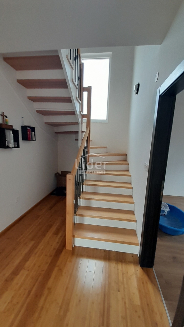 Casa In vendita - PRIMORSKO-GORANSKA KRK