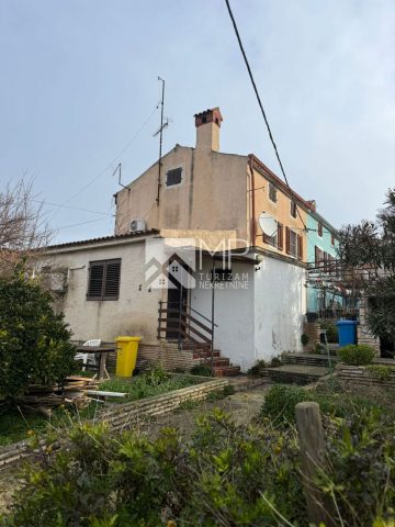 Kuća na prodaju 75 m² – Ližnjan
