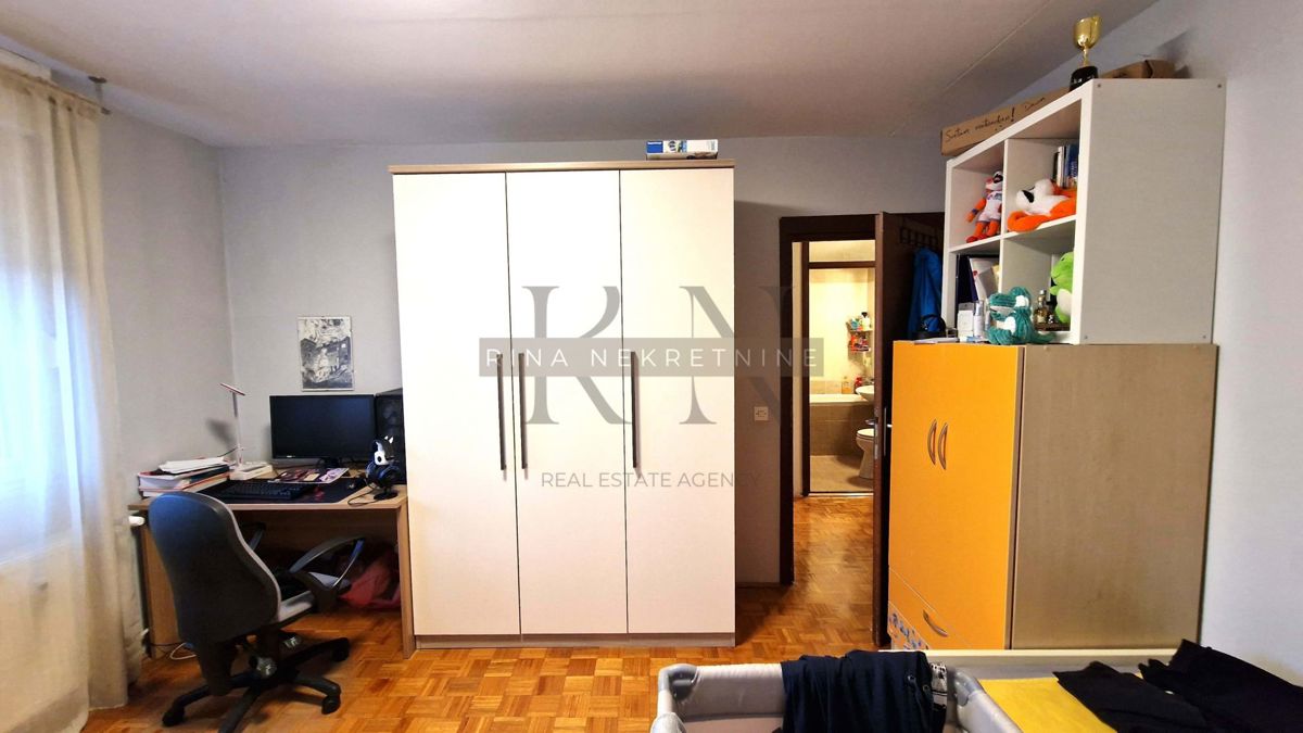 Mieszkanie Na sprzedaż - GRAD ZAGREB ZAGREB