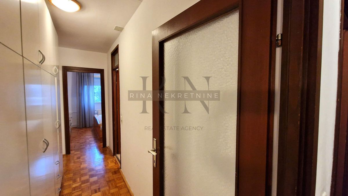 Mieszkanie Na sprzedaż - GRAD ZAGREB ZAGREB