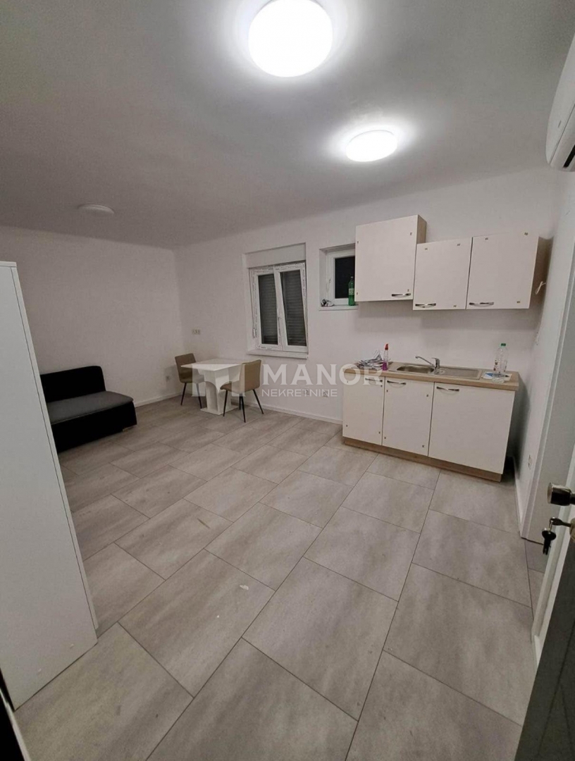 Mieszkanie Do wynajęcia - Primorsko-goranska Rijeka - foto 1/2