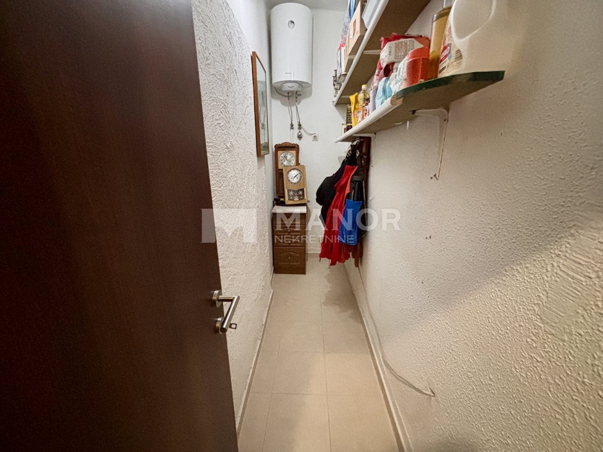 Flat For sale - PRIMORSKO-GORANSKA KASTAV