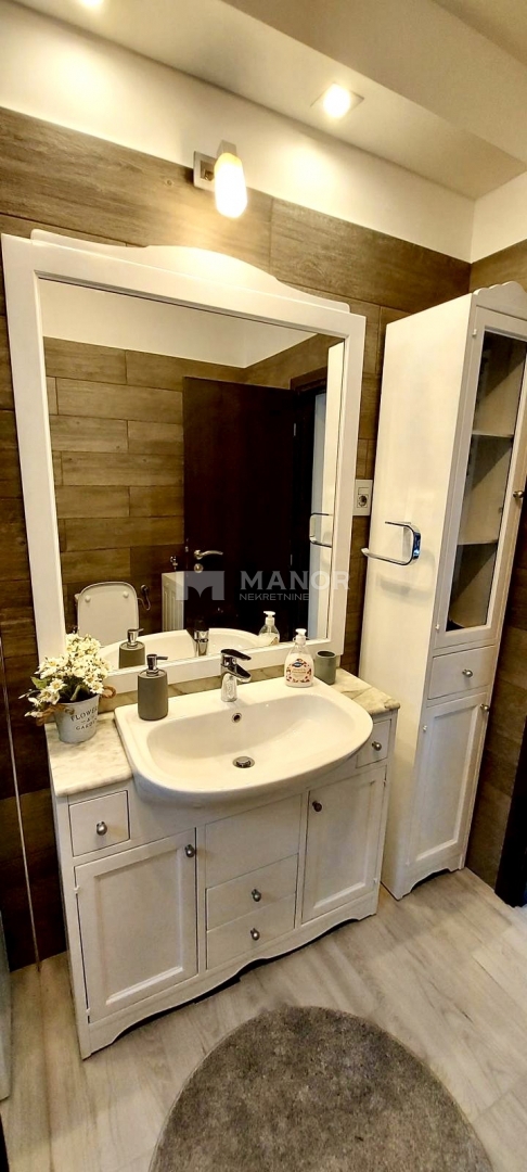 Apartma Za najem - PRIMORSKO-GORANSKA KOSTRENA