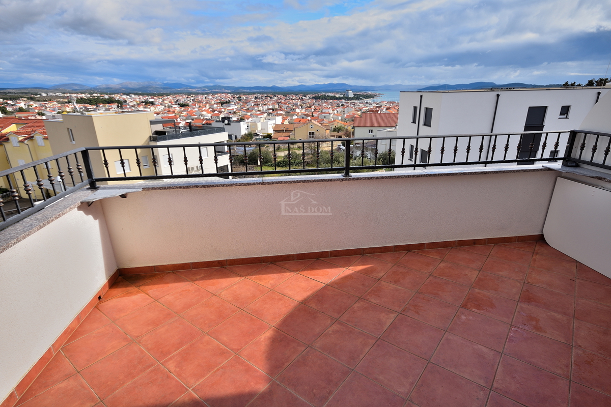 Stan Na prodaju - ŠIBENSKO-KNINSKA VODICE