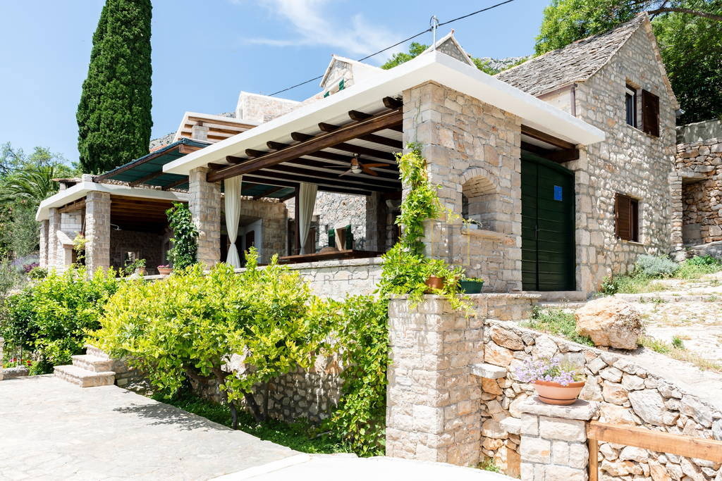 House For sale - Splitsko-dalmatinska Brač - foto 1/16