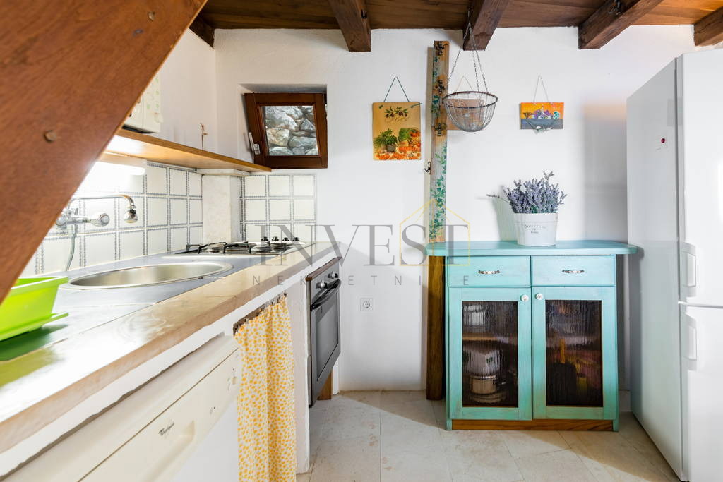 House For sale - SPLITSKO-DALMATINSKA BRAČ