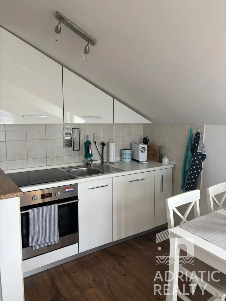 Stan Na prodaju - ŠIBENSKO-KNINSKA VODICE