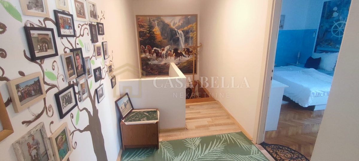 House For sale - PRIMORSKO-GORANSKA NOVI VINODOLSKI