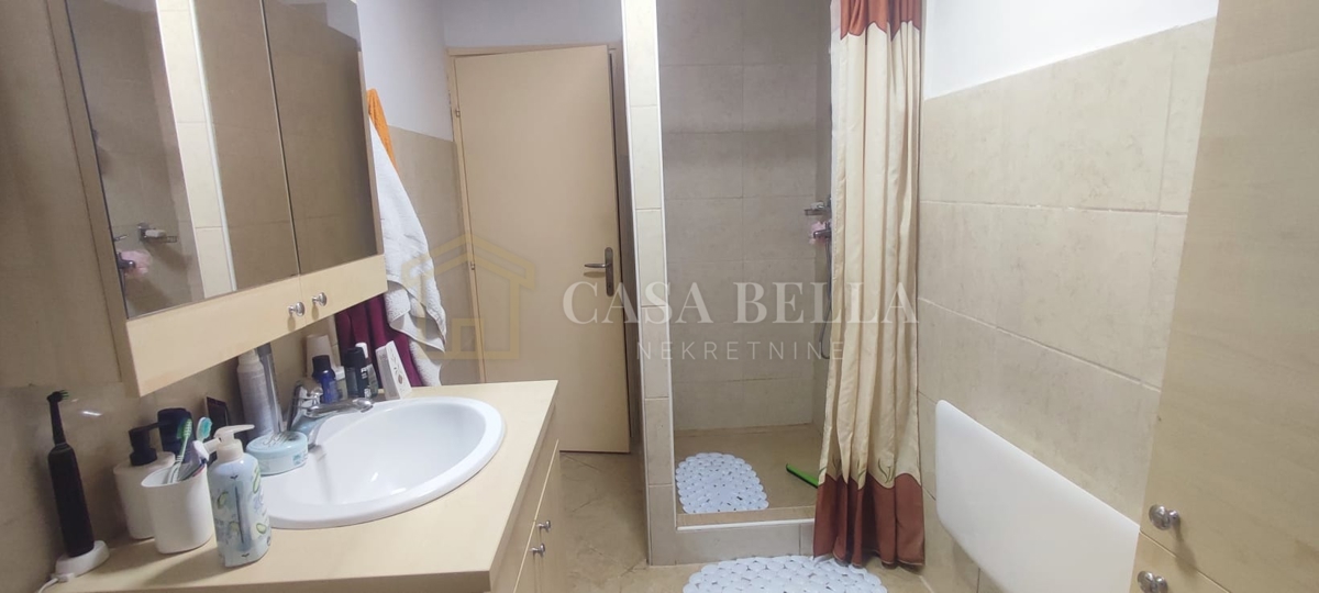 House For sale - PRIMORSKO-GORANSKA NOVI VINODOLSKI