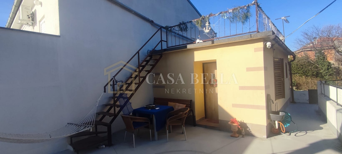 House For sale - PRIMORSKO-GORANSKA NOVI VINODOLSKI