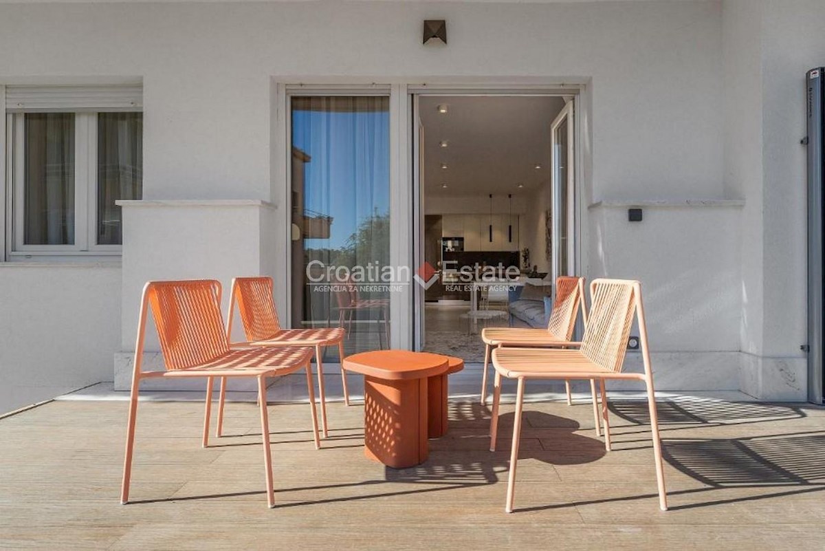 Apartma Za najem - SPLITSKO-DALMATINSKA SPLIT