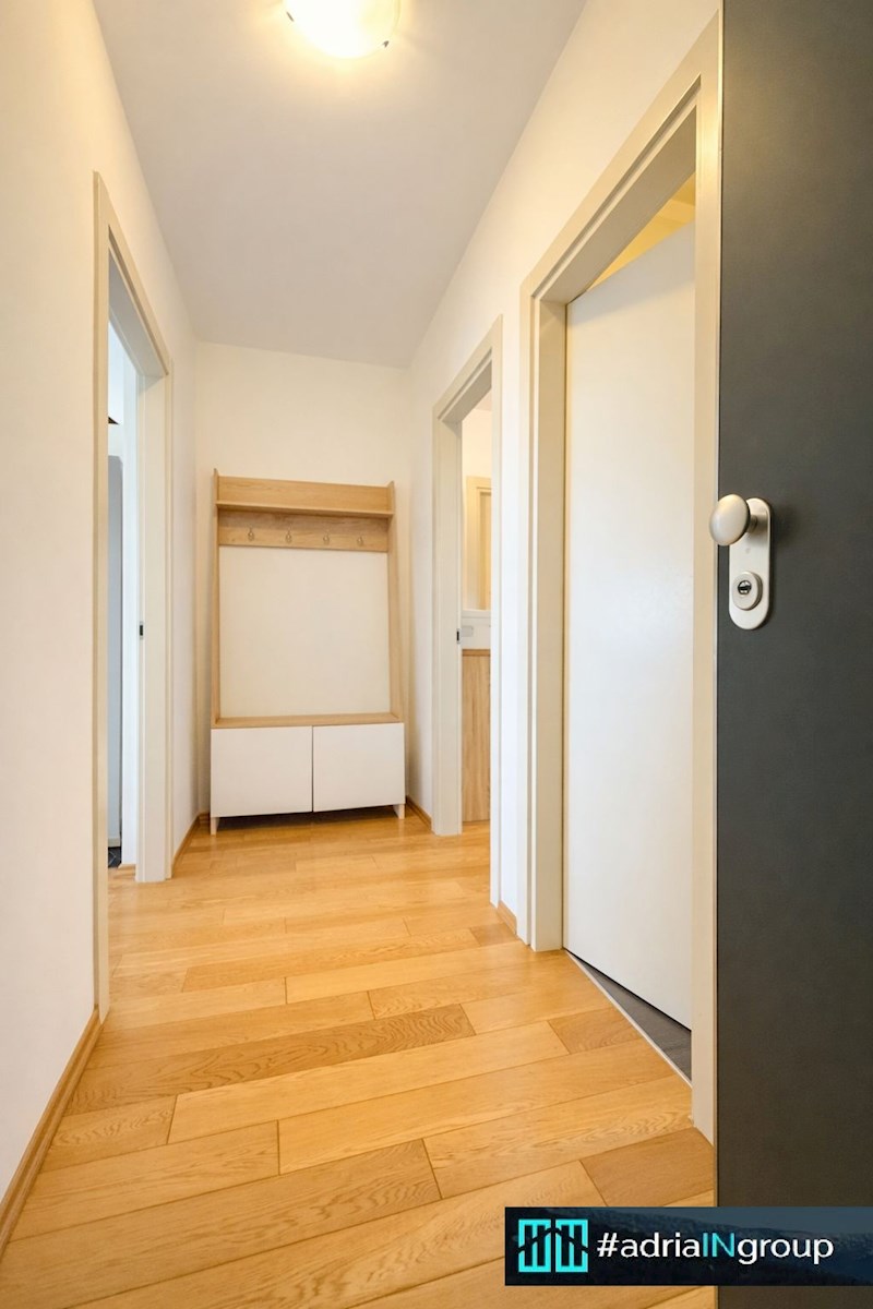 Flat For sale - SPLITSKO-DALMATINSKA SPLIT