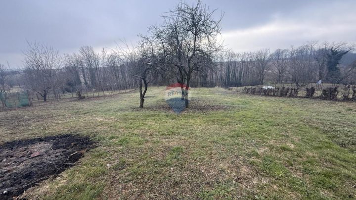 Terreno in vendita 3095 m² – Križ