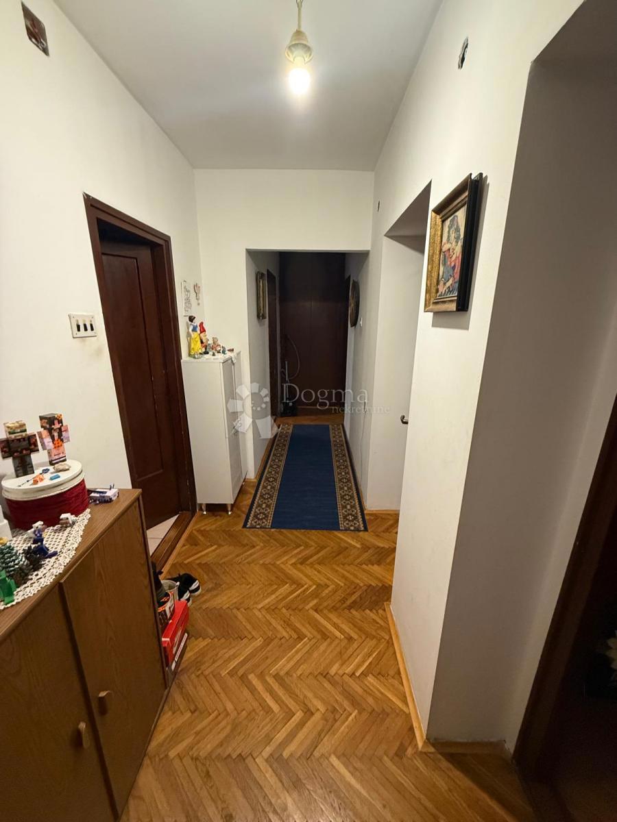 Mieszkanie Na sprzedaż - LIČKO-SENJSKA GOSPIĆ