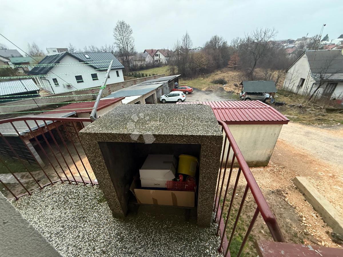 Mieszkanie Na sprzedaż - LIČKO-SENJSKA GOSPIĆ