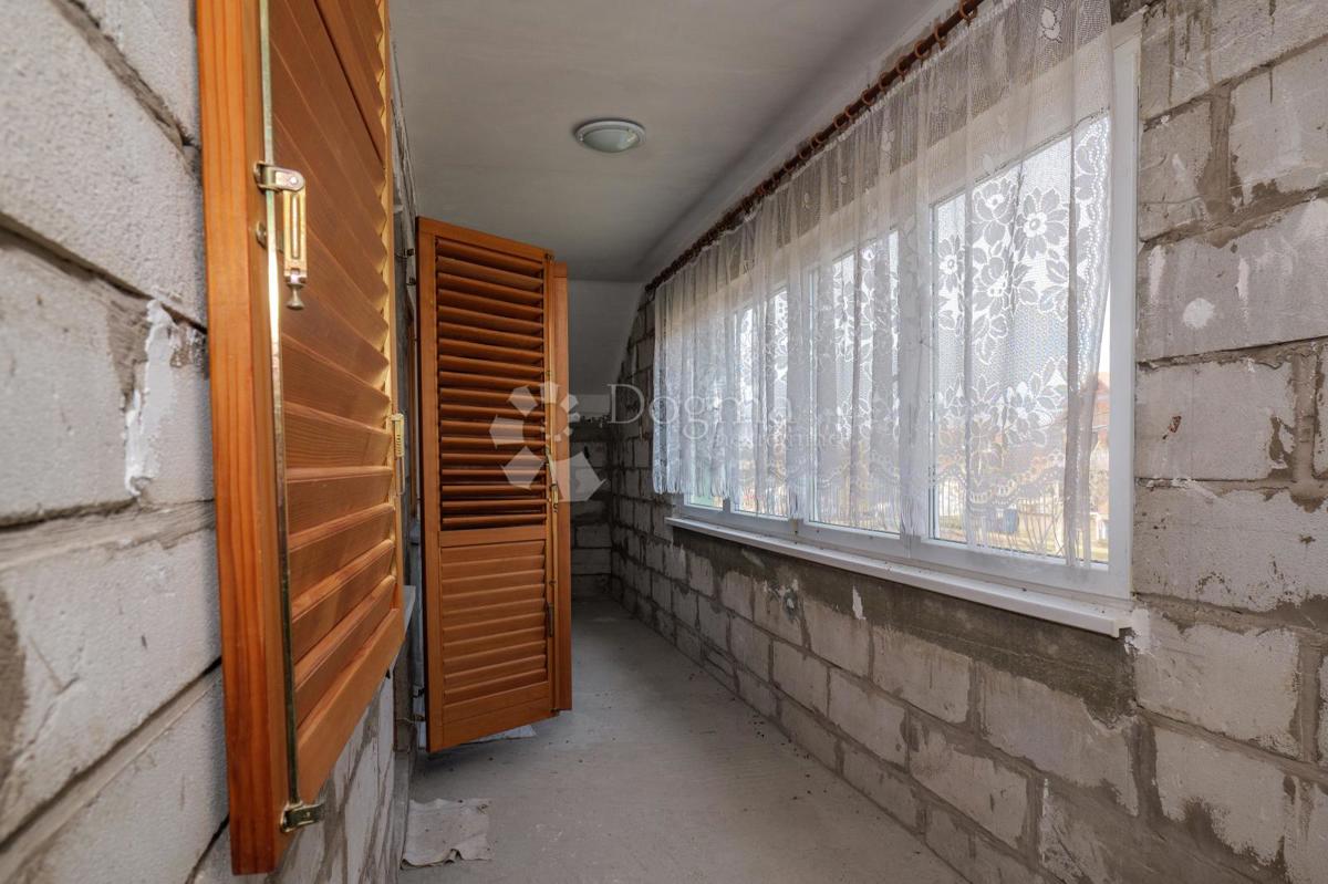 Dom Na sprzedaż - VUKOVARSKO-SRIJEMSKA VUKOVAR