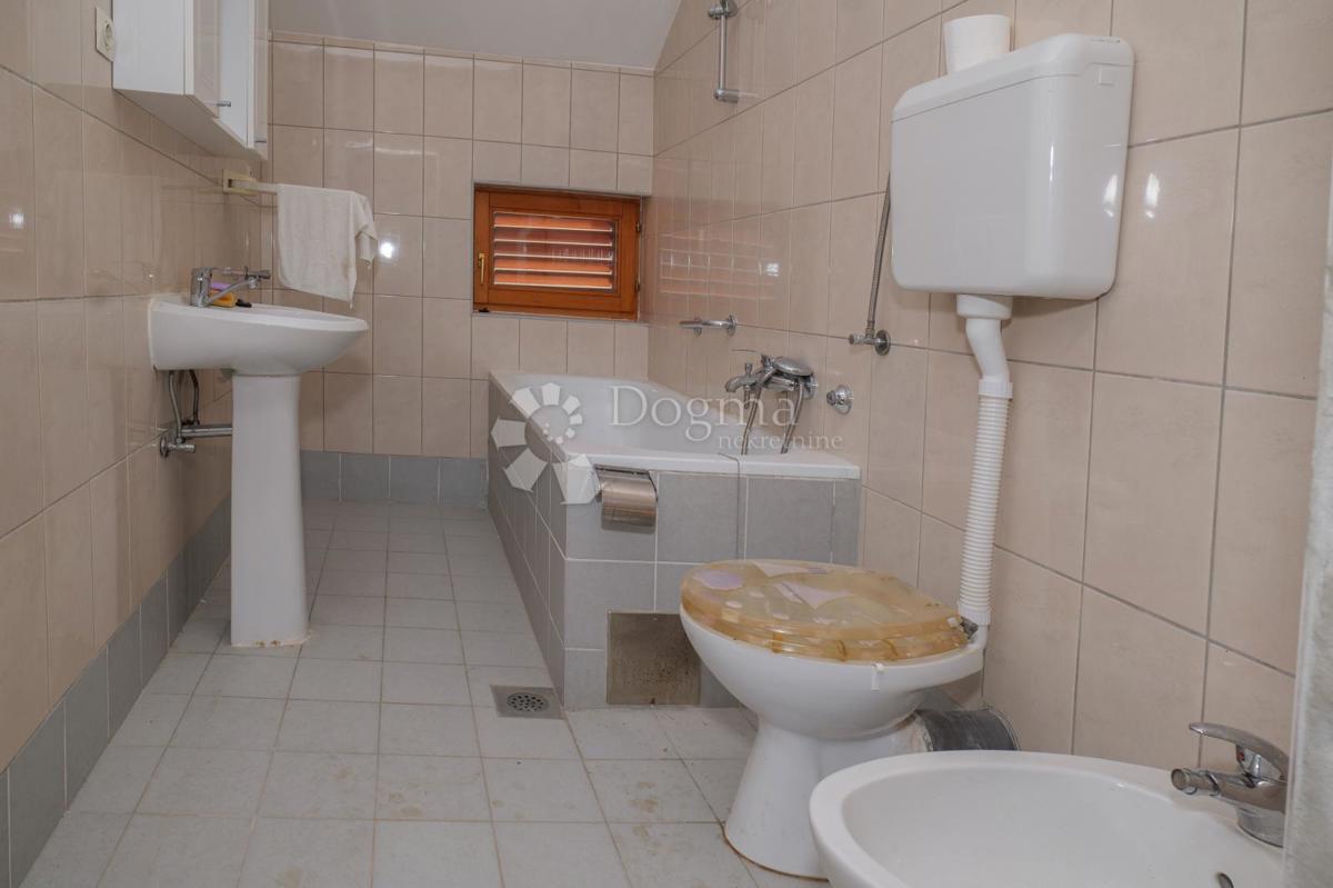 Dom Na sprzedaż - VUKOVARSKO-SRIJEMSKA VUKOVAR