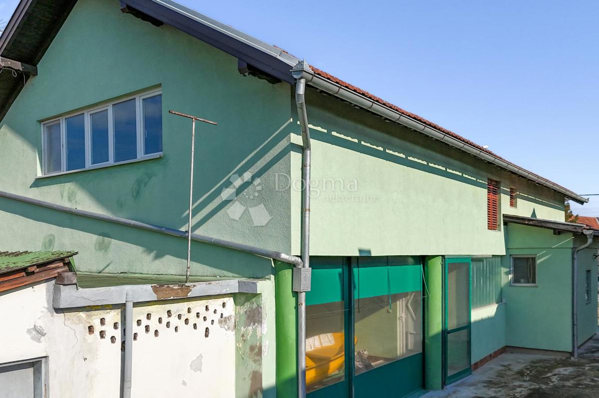 Dom Na sprzedaż - VUKOVARSKO-SRIJEMSKA VUKOVAR