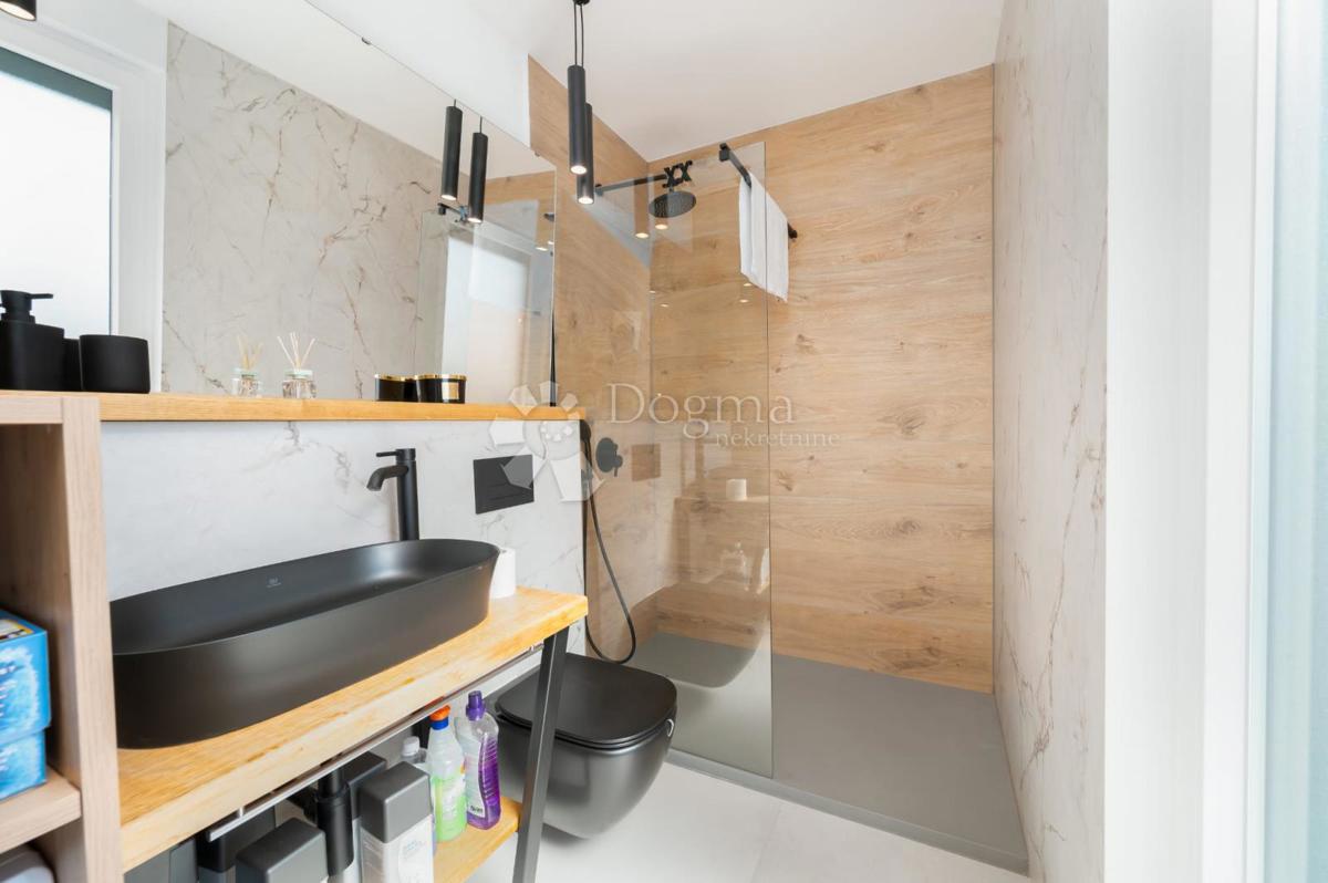 Apartment Zu vermieten KAŠTELA