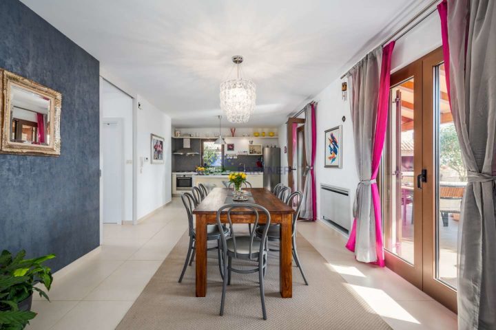 Maison à vendre 208 m² – Poreč