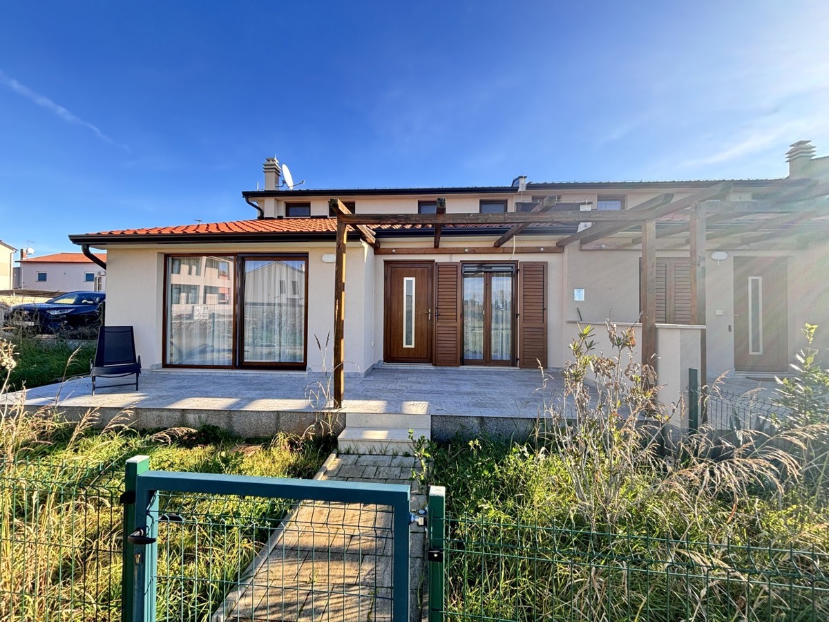 House For sale - ISTARSKA NOVIGRAD