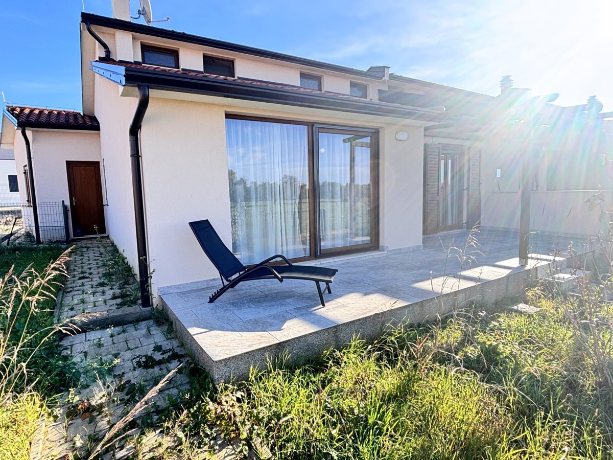 House For sale - ISTARSKA NOVIGRAD