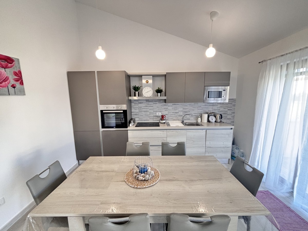 House For sale - ISTARSKA NOVIGRAD