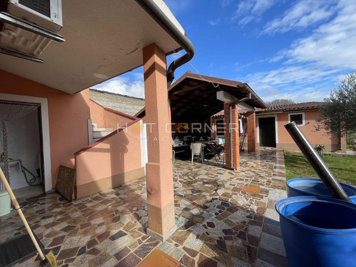 Haus Zu verkaufen - ISTARSKA FAŽANA