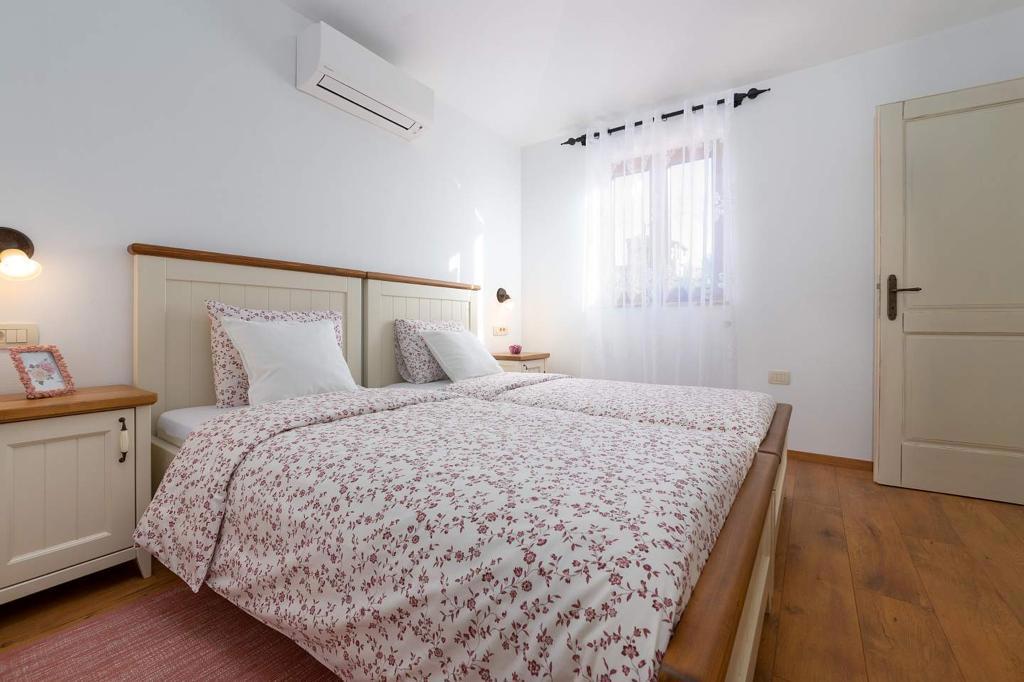 House For sale - ISTARSKA POREČ