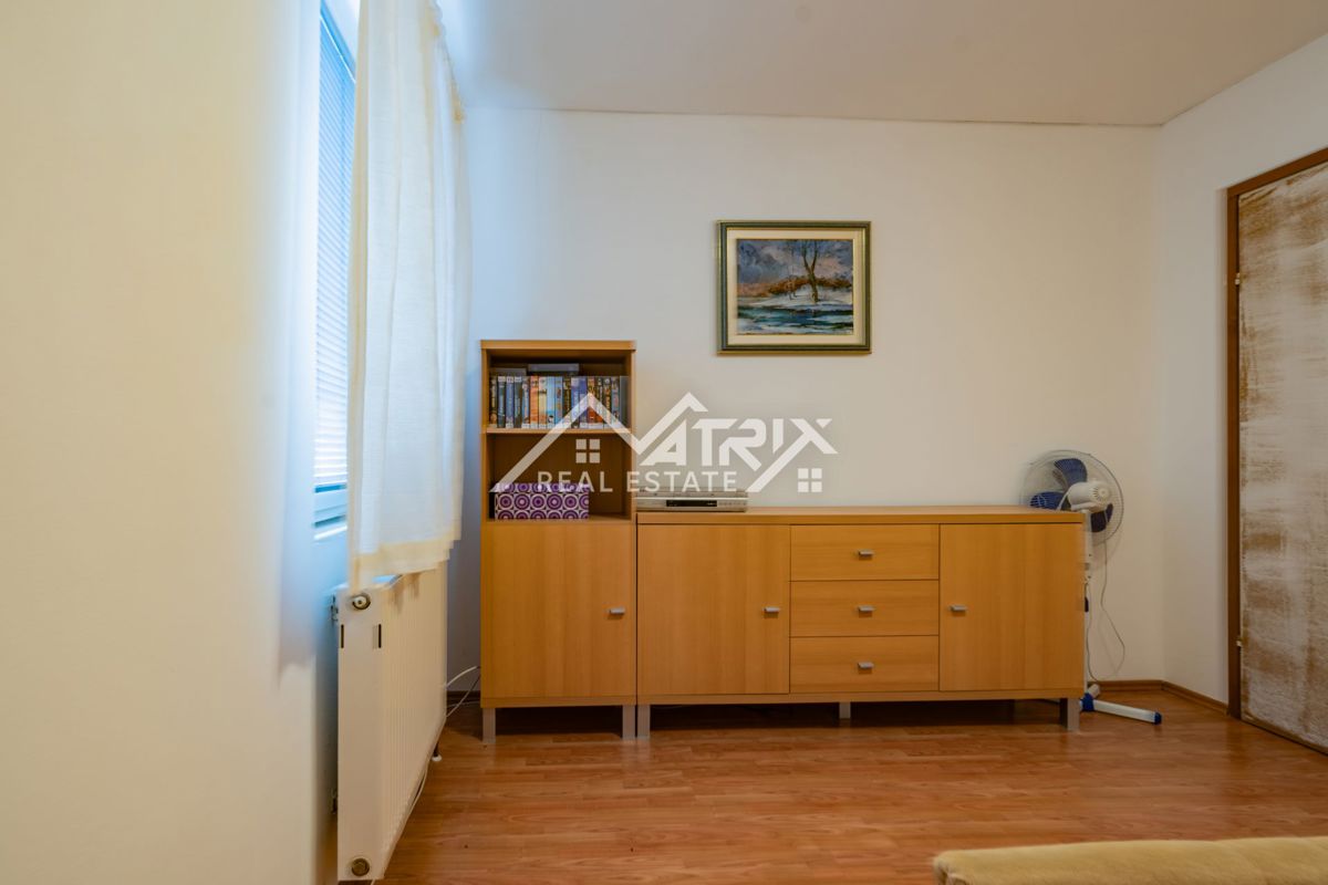 Hiša Na predaj - VUKOVARSKO-SRIJEMSKA VUKOVAR