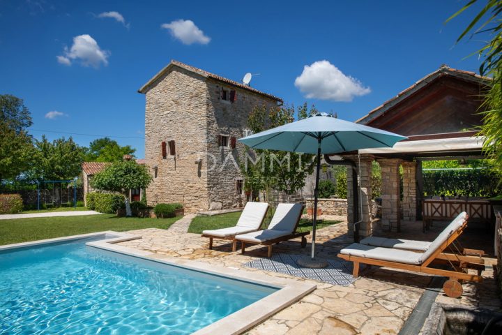 Hiša na predaj 150 m² – Kanfanar