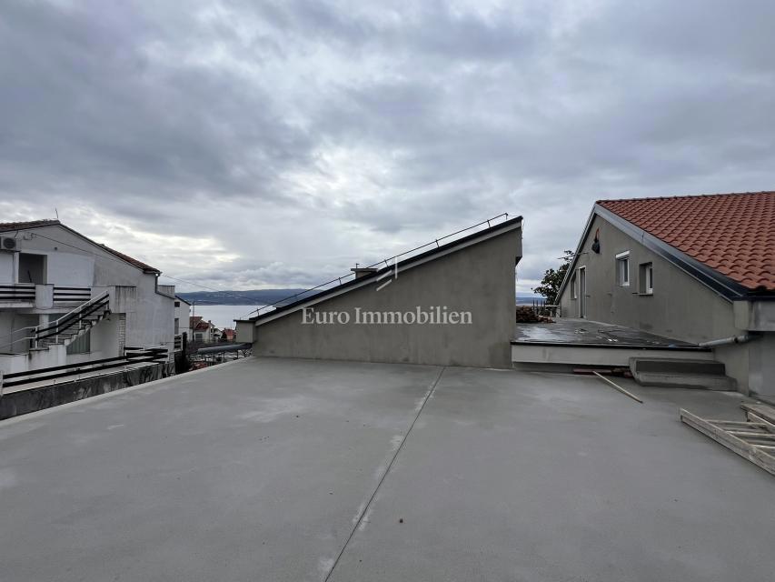 Stan Na prodaju - PRIMORSKO-GORANSKA CRIKVENICA