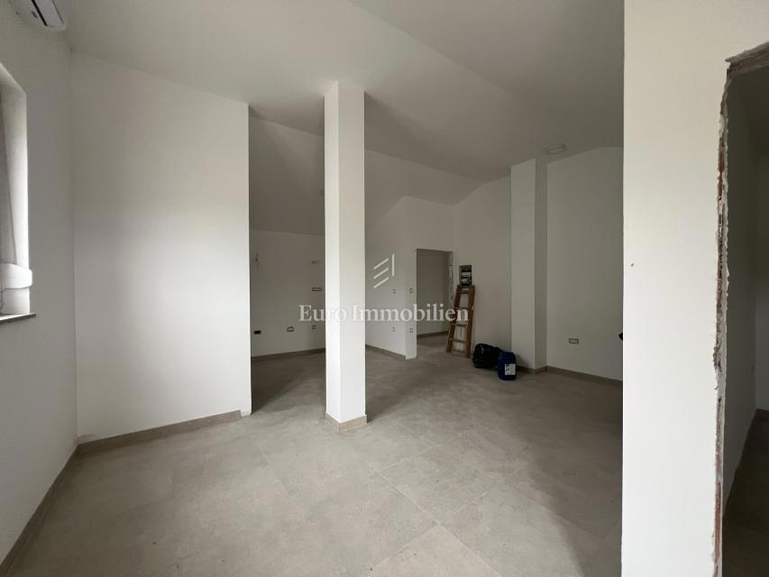 Appartamento In vendita - Primorsko-goranska Crikvenica - foto 2/9