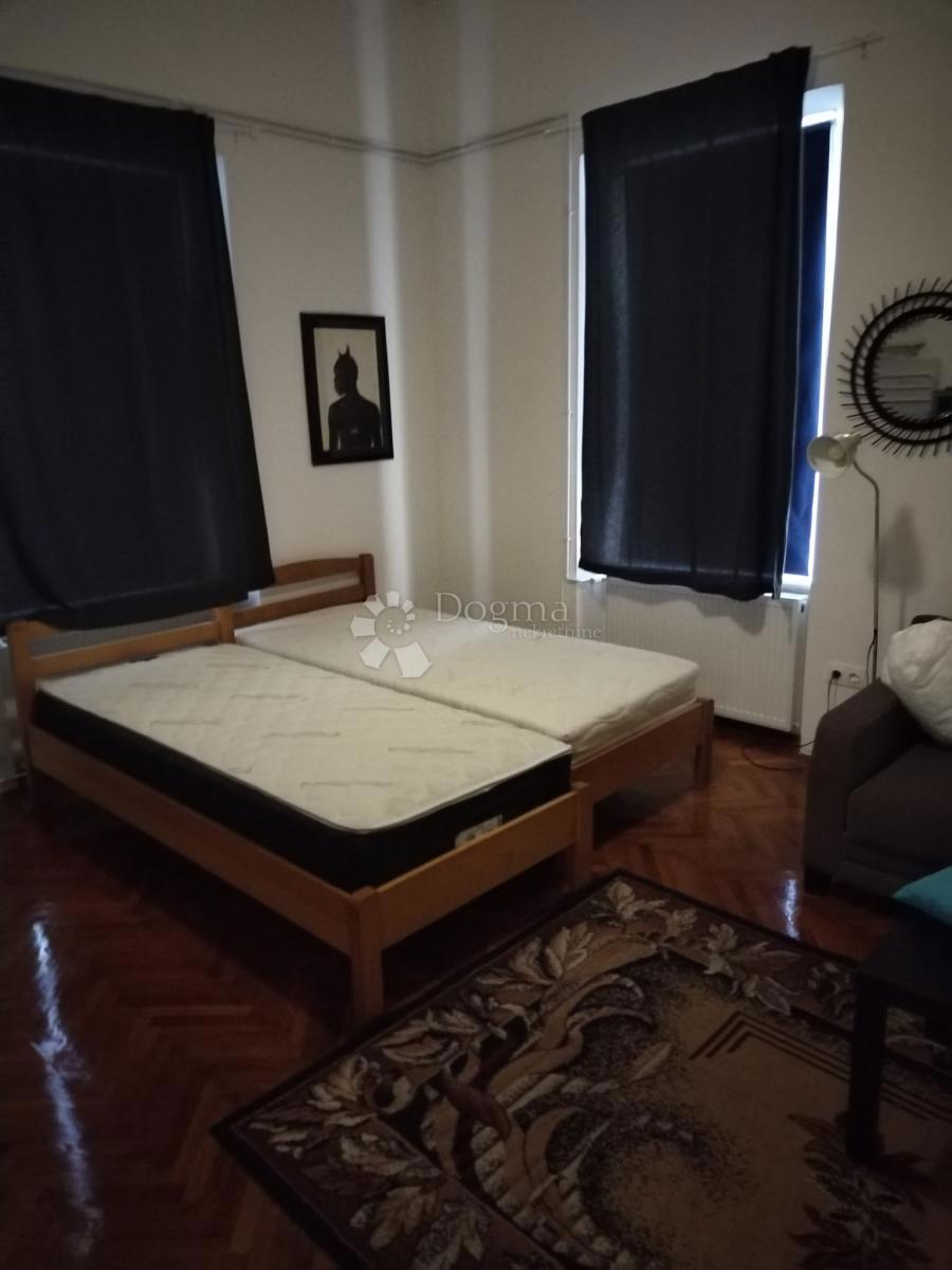 Stan Na prodaju - KARLOVAČKA KARLOVAC