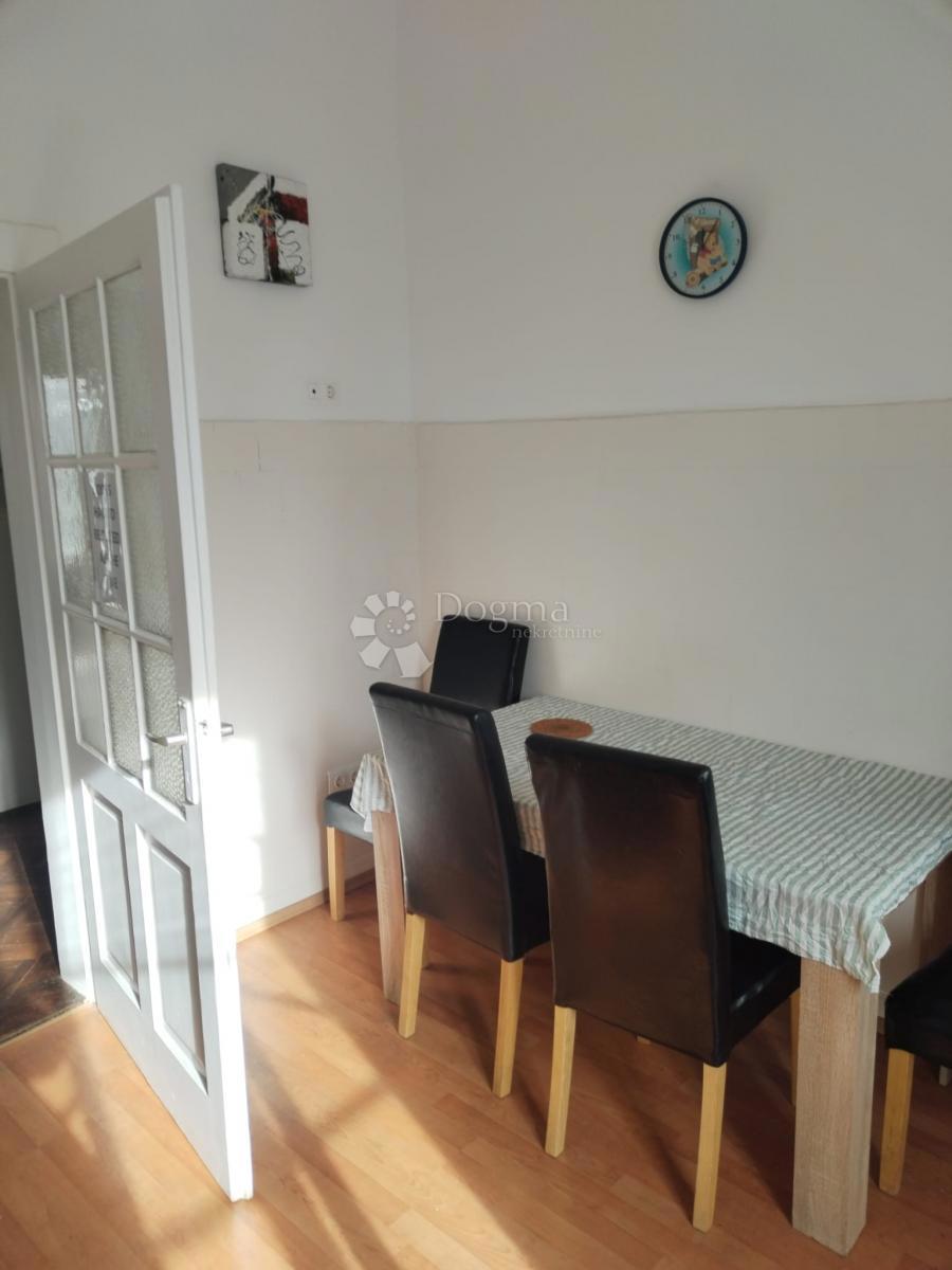 Stan Na prodaju - KARLOVAČKA KARLOVAC