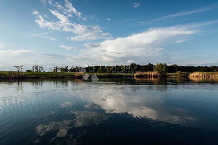 Pozemok na predaj 53000 m² – Donji Miholjac